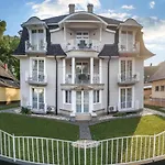 Villaboglar Lejlighedshotel 3*