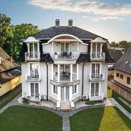 Villaboglar Aparthotel Balatonboglar